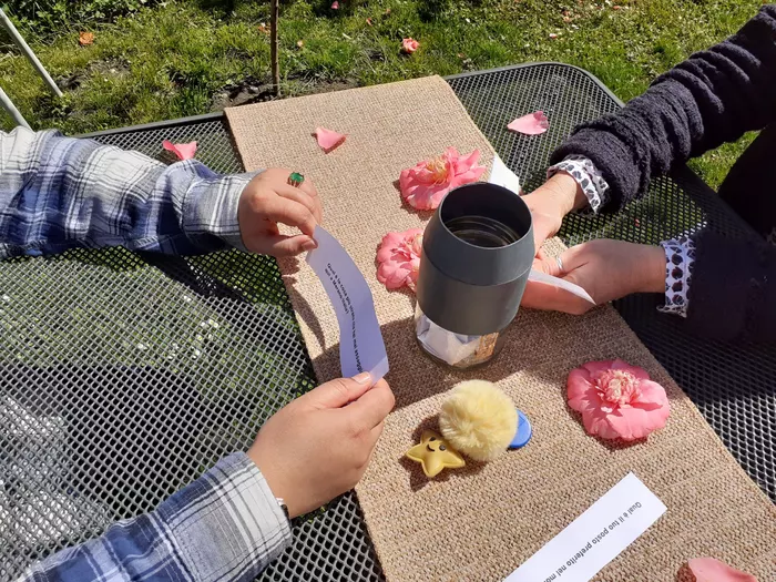 Interkulturelles Speed-Date im Caritas-Garten in Meran