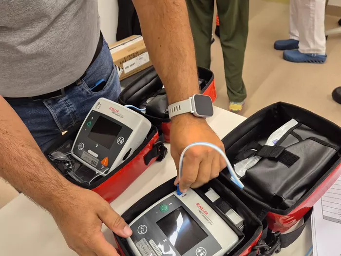 Neue Defibrillatoren am Krankenhaus Innichen