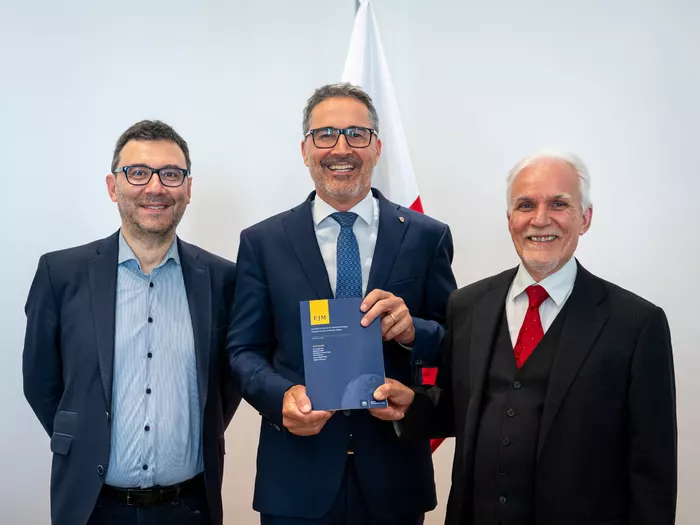 Vertretung des Volksgruppen-Instituts bei Landeshauptmann Kompatscher
