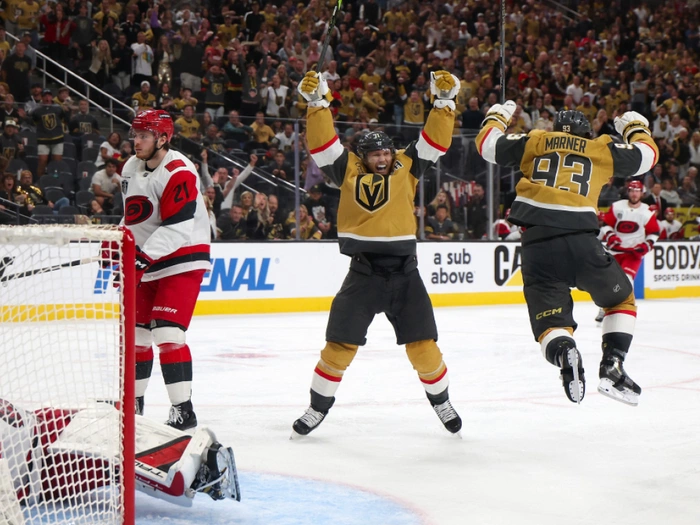 Las Vegas geht dank Glückstor im NHL-Finale in Führung