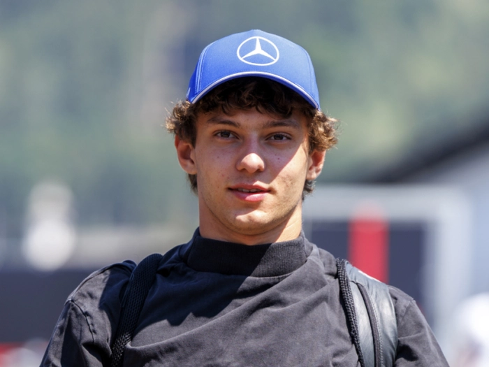 Antonelli mit Bestzeit im ersten Spielberg-Training