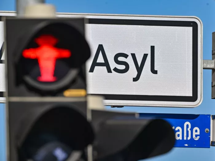 EU-Asylpakt tritt in Kraft - Regeln werden verschärft