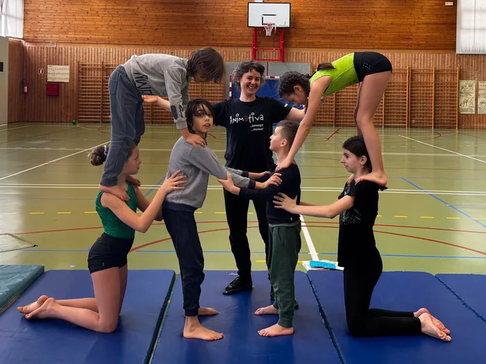 Daumenklavier, Kochen, Selbstverteidigung: Jugendworkshops begeistern