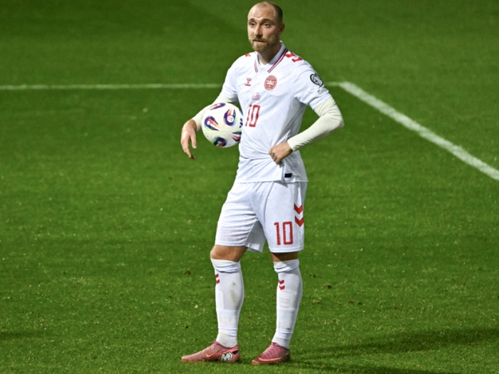 "Es geht ihm gut": Eriksen nach Kollaps in guter Verfassung
