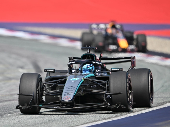 Russell jubelt im Mercedes über zweiten F1-Sieg in Spielberg