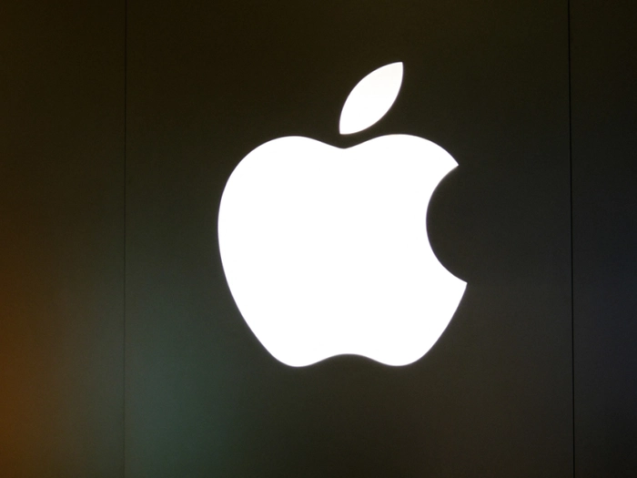 Apple erstmals mehr als fünf Billionen Dollar wert