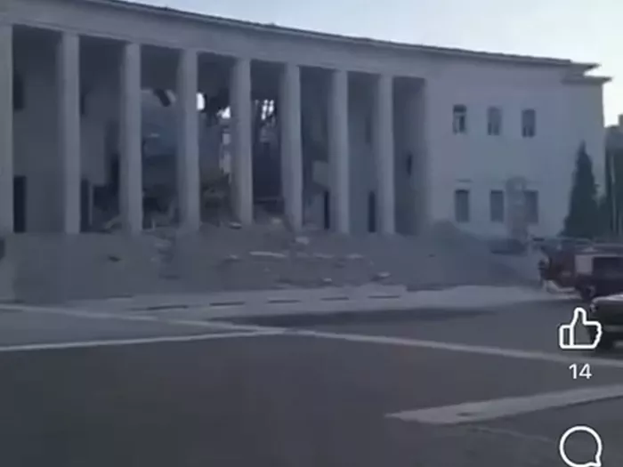Als wäre eine Bombe eingeschlagen: Teile des Landesgerichts in Bozen eingestürzt - VIDEO
