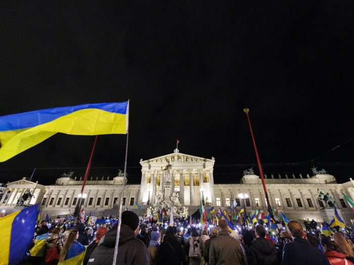 Ukrainer in Grundversorgung verlieren Familienbeihilfe