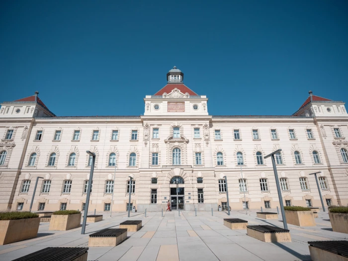 Zwei Schuldsprüche in Terror-Prozess mit Pride-Konnex