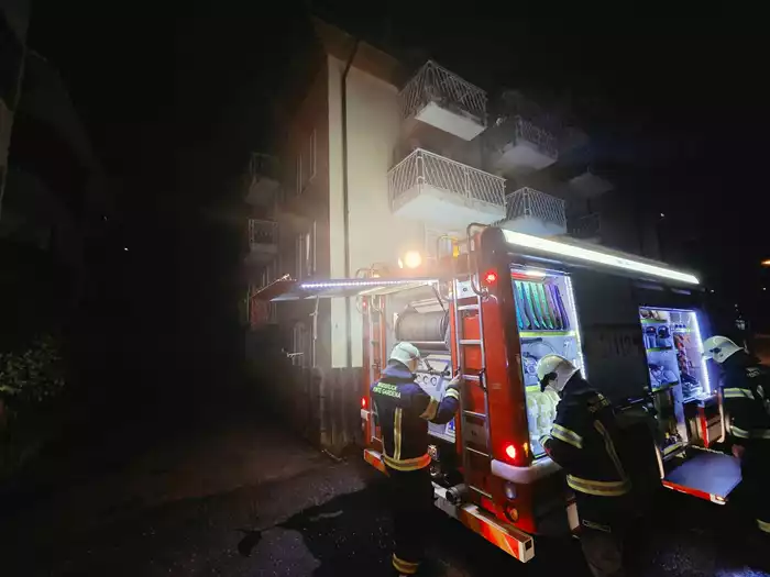 Waidbruck: Elektroroller fängt Feuer