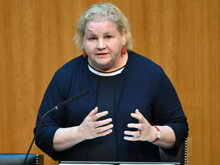 Kritik an Schumanns Entwurf zu Lohntransparenz