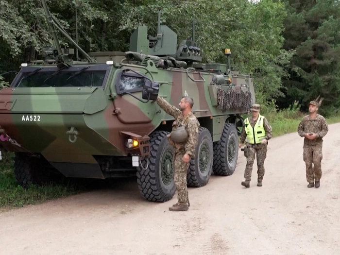 Nato-Jets schießen Drohne über Rumänien ab - VIDEO