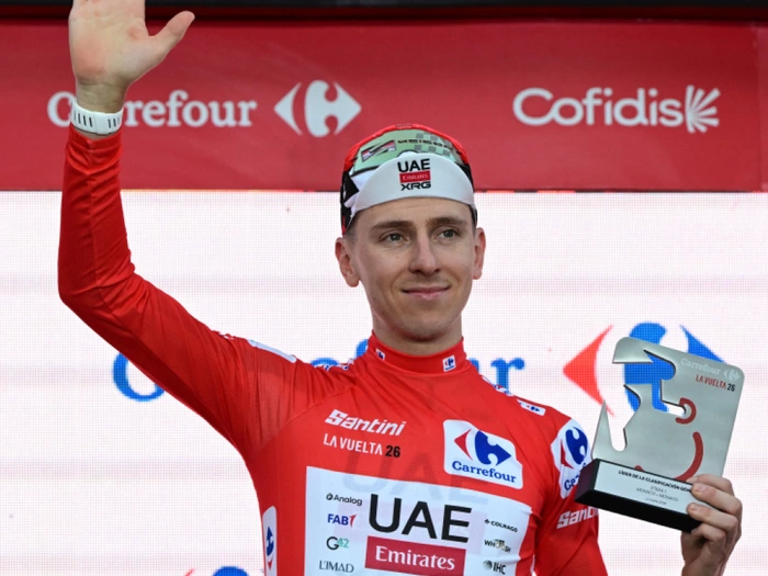 Vuelta für Führenden Pogacar nach Sturzverletzungen beendet