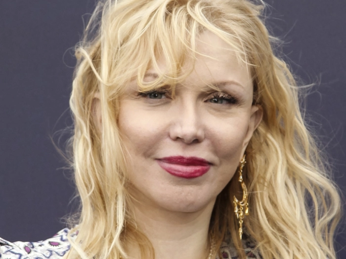 Courtney Love: "Neues Album fertig"