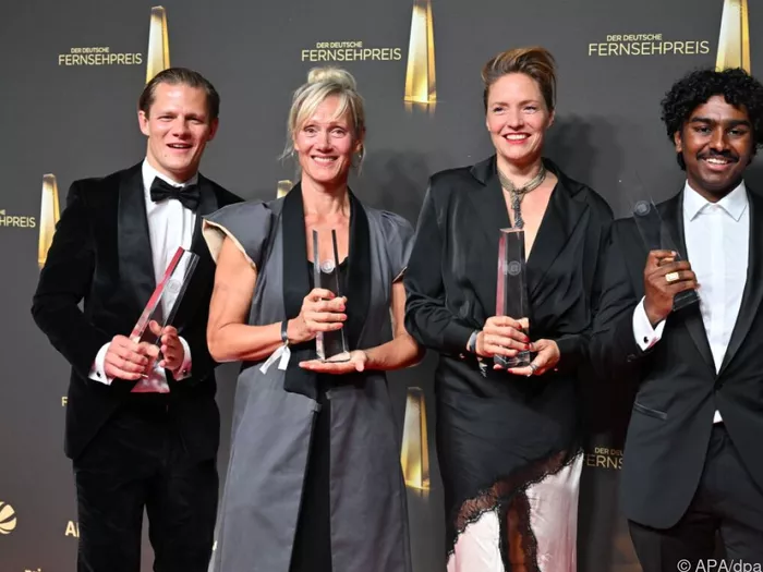 Serie "Hundertdreizehn" beim Deutschen Fernsehpreis prämiert