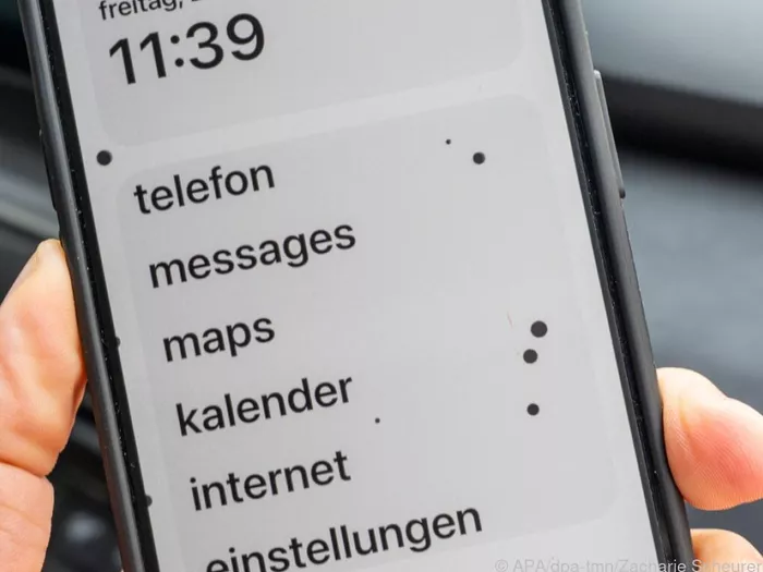 Punkte auf dem Display: Google hilft Reisekranken