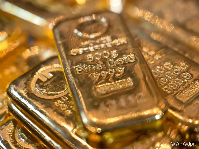 Goldpreis sinkt - Ölpreis-Hoch treibt Zinserwartungen