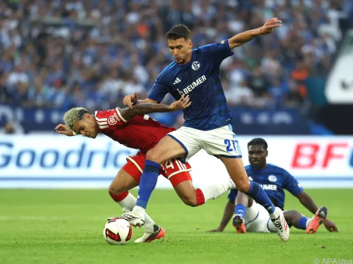 Schalke trotzt Bayern 0:0 ab - Elversberg jubelt erneut