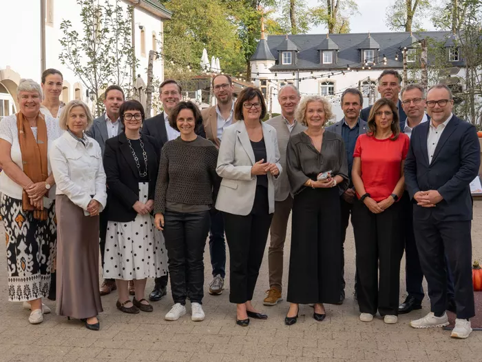 Mehr Zeit für Menschen statt Papierkram