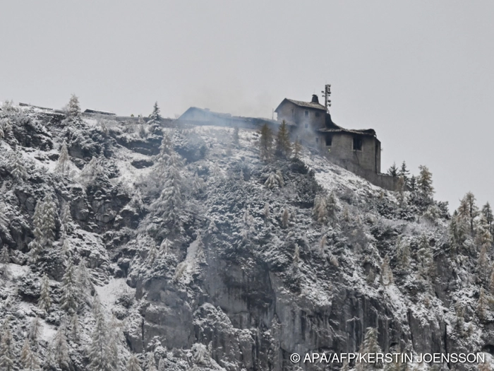 Großbrand im ehemaligen Nazi-Berghof in Berchtesgaden