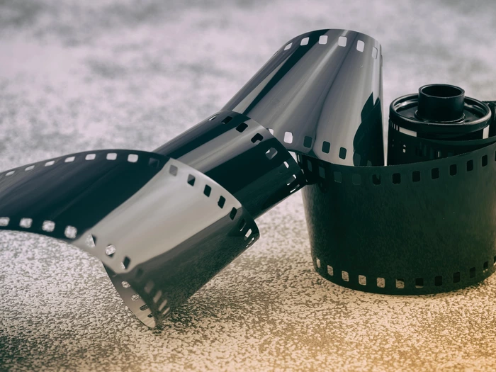 Alte Filmrollen zurück auf die Leinwand