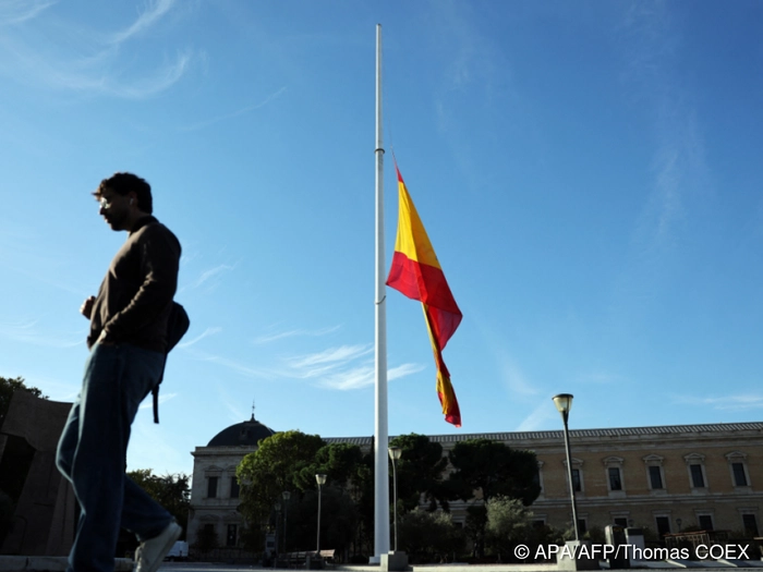 Hälfte der Opfer von Zugsunglück in Spanien identifiziert