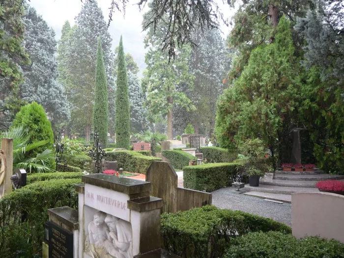 Inhaftierte des Bozner Gefängnisses im städtischen Friedhof