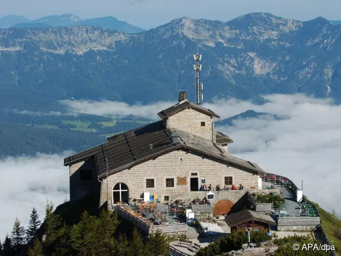 Großbrand im ehemaligen Nazi-Berghof in Berchtesgaden