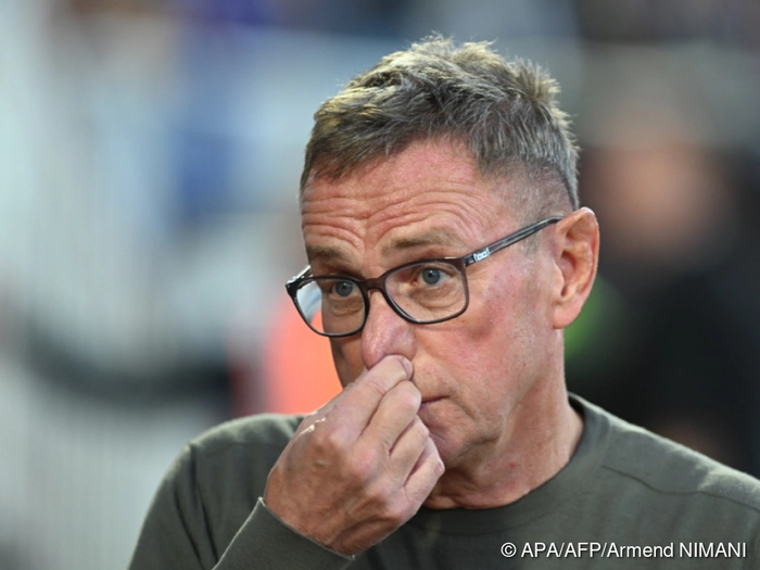 Rangnick erneuerte Kritik am Kosovo-Rasen: "Nicht würdig"