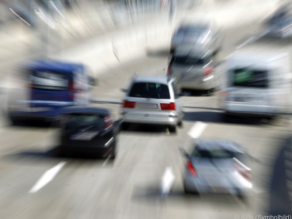 Reisewelle-sorgt-f-r-massive-Staus-auf-der-Brennerautobahn