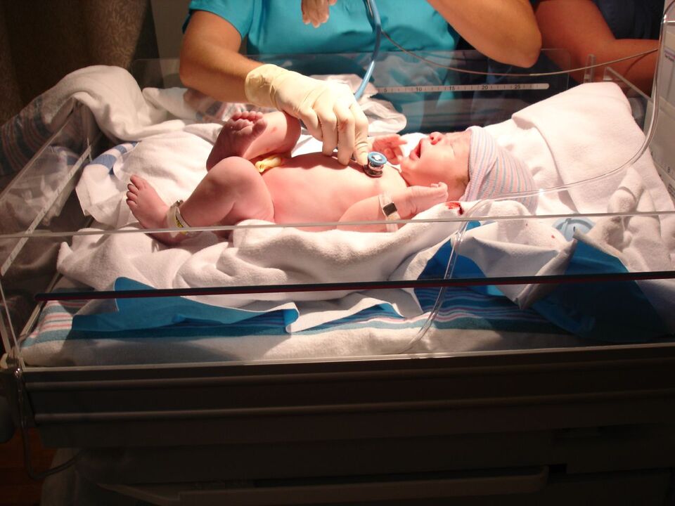 Baby Neugeborenes Geburtenabteilung