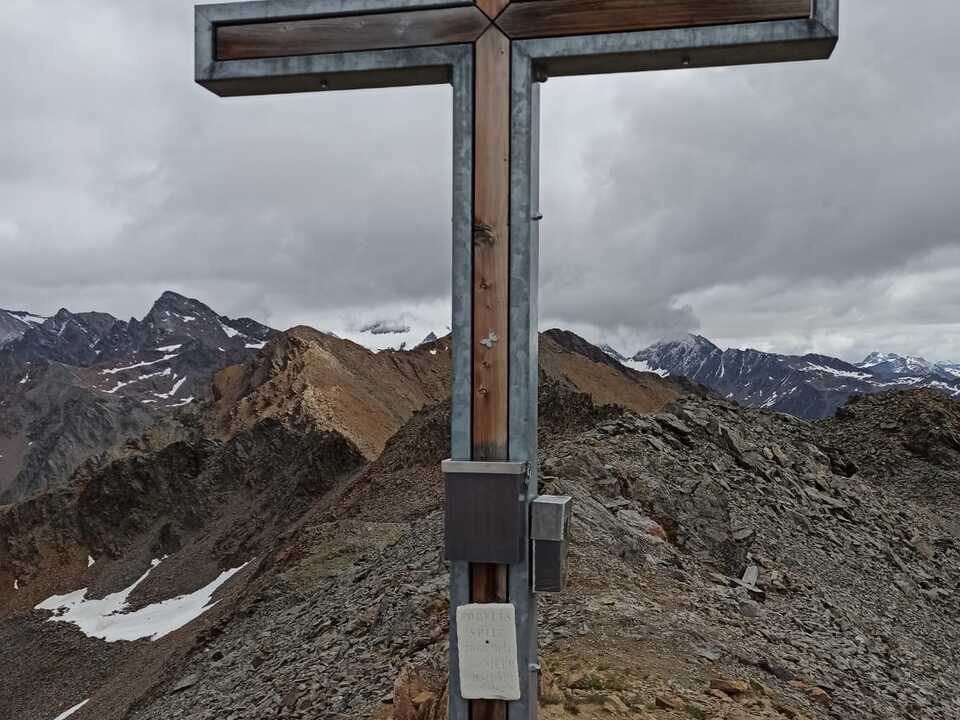 Berg, Berggipfel, Kreuz
