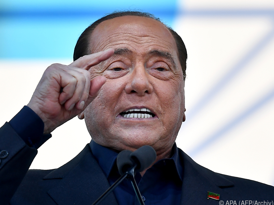 Berlusconi angeblich symptomfrei