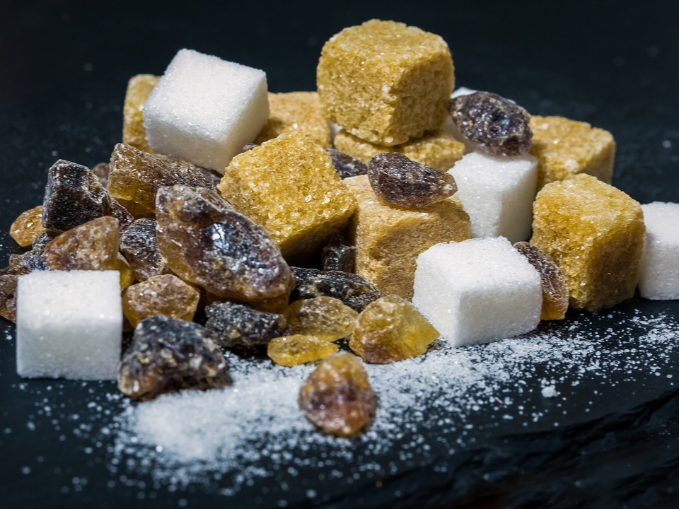 Brauner Zucker, Rohrohrzucker oder Vollrohrzucker? – Südtirol News