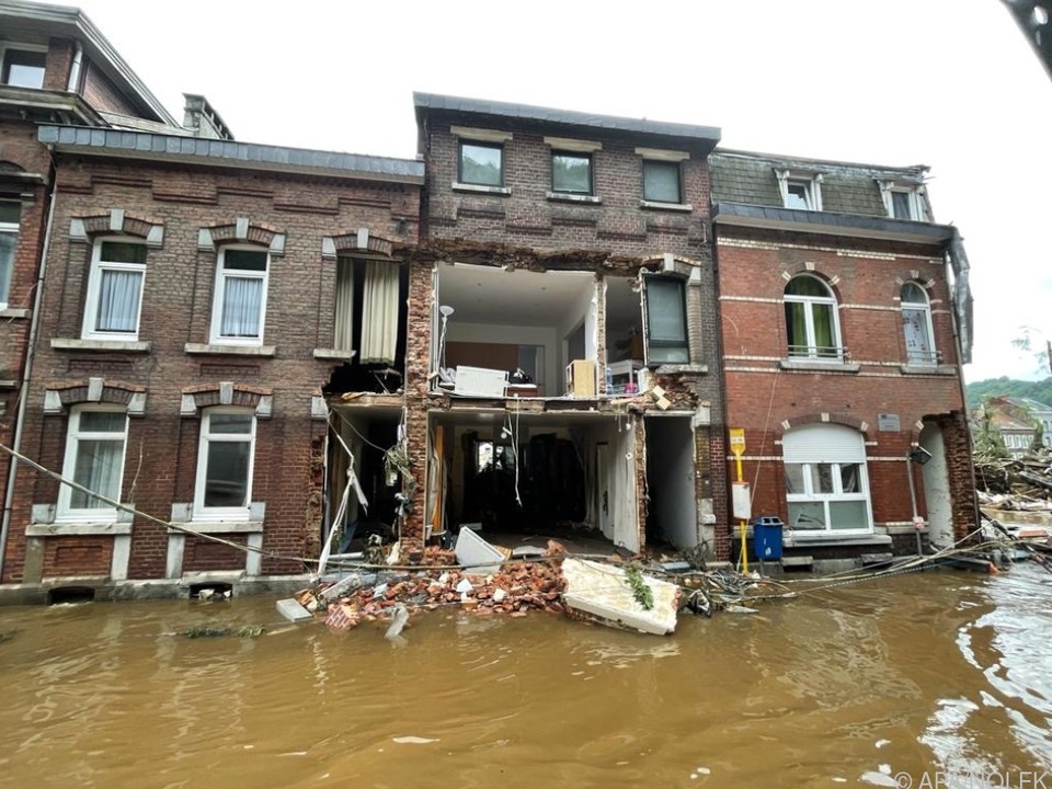 Schwere Unwetter in Belgien, Gewitter in Teilen Deutschlands - Vimarsana News