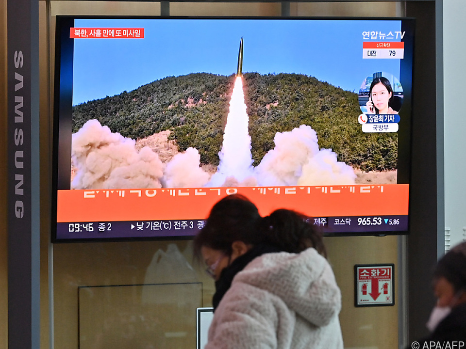Berichte über Raketentests im südkoreanischen Fernsehen