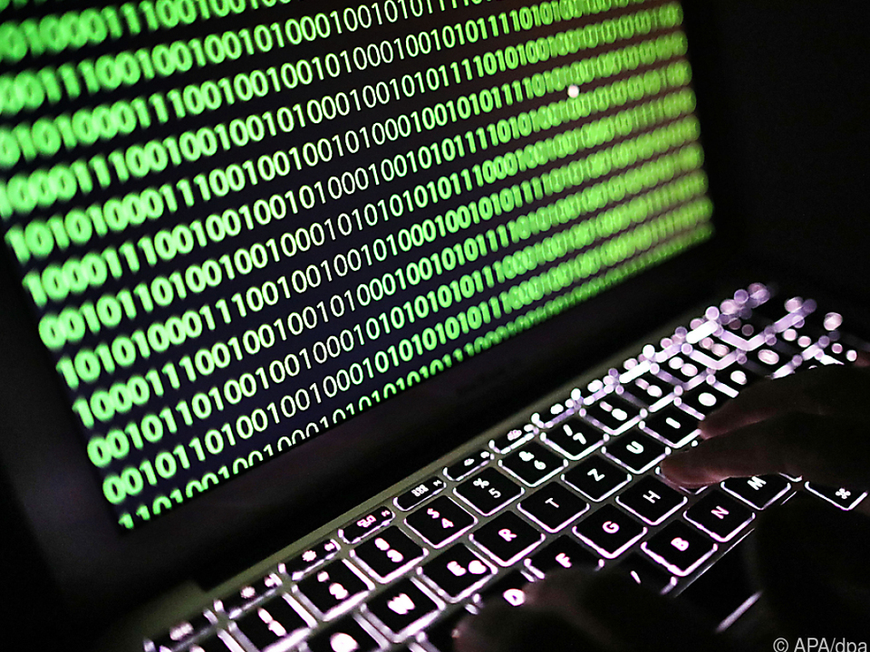 Gefahr durch Hackerangriffe und Desinformationskampagnen