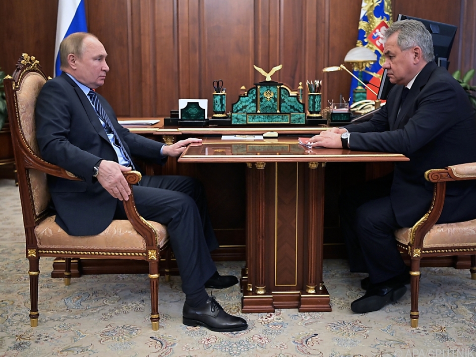 Putin und sein Verteidigungsminister Schoigu