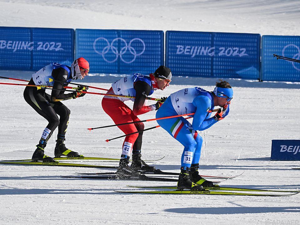 Vermeulen (Mitte) starker 16. im Skiathlon