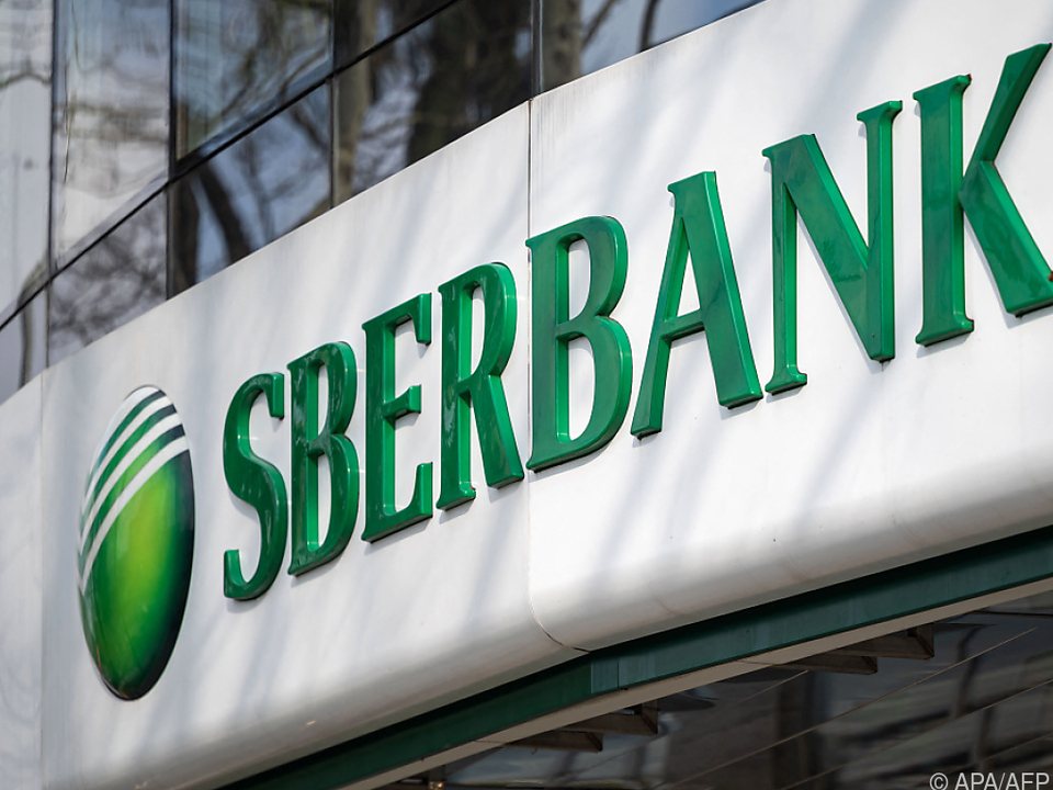 Russische  Sberbank will Versorgung ohne Visa und Mastercard absichern