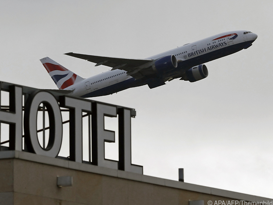 Britische Airlines sagen wegen Corona-Ausbrüchen Flüge ab