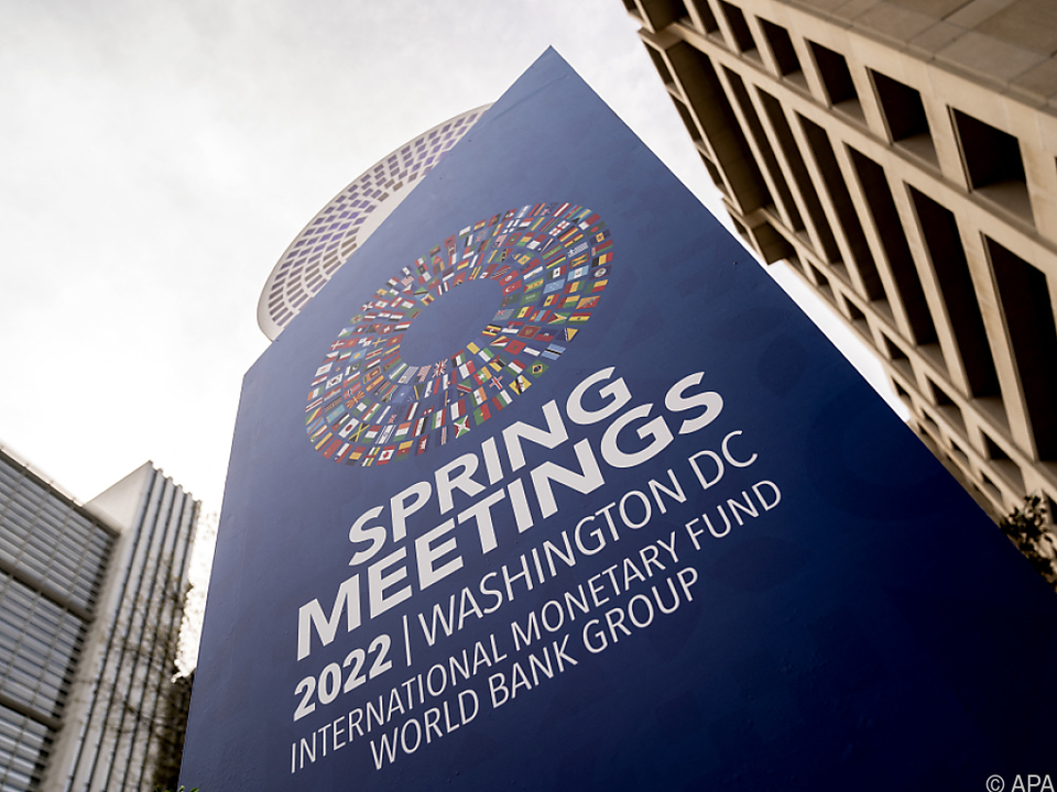 IWF hat Konjunkturprognosen deutlich gesenkt
