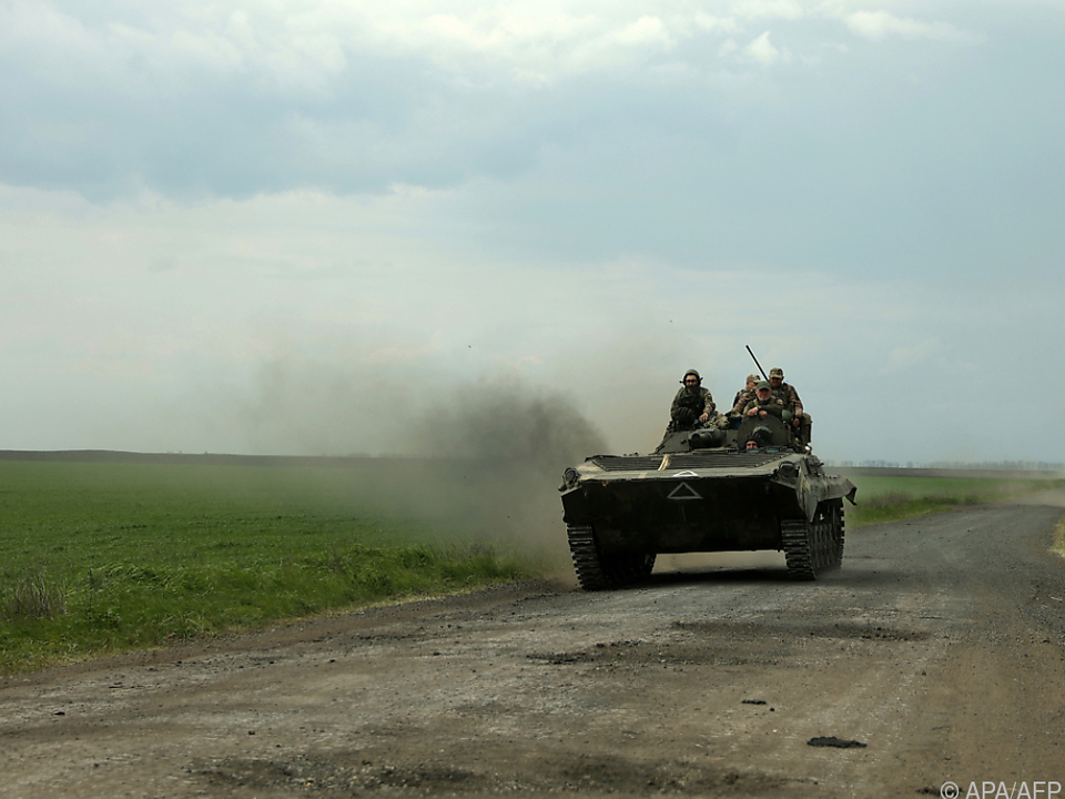 Ein ukrainischer Panzer in der Region rund um Charkiw