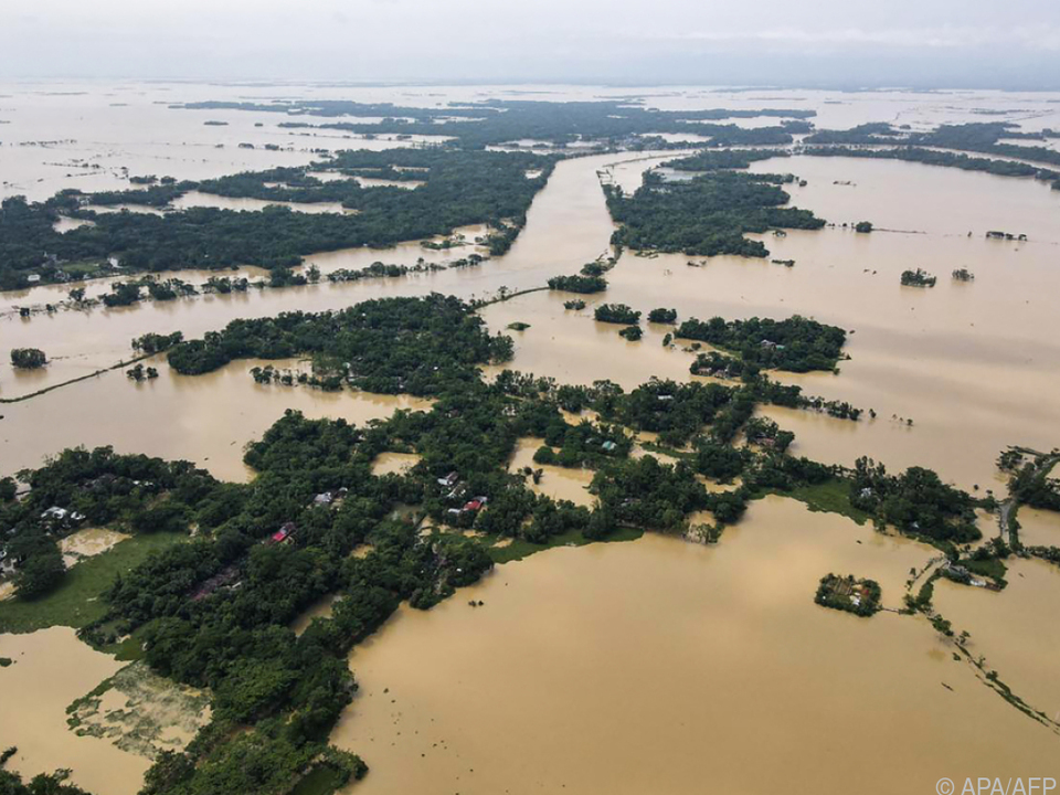 Es sind die heftigsten Überflutungen in Bangladesch seit 20 Jahren