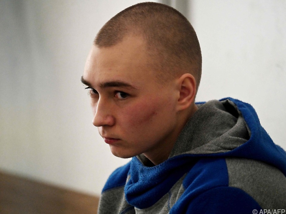 Russischer Soldat vor Gericht in Kiews