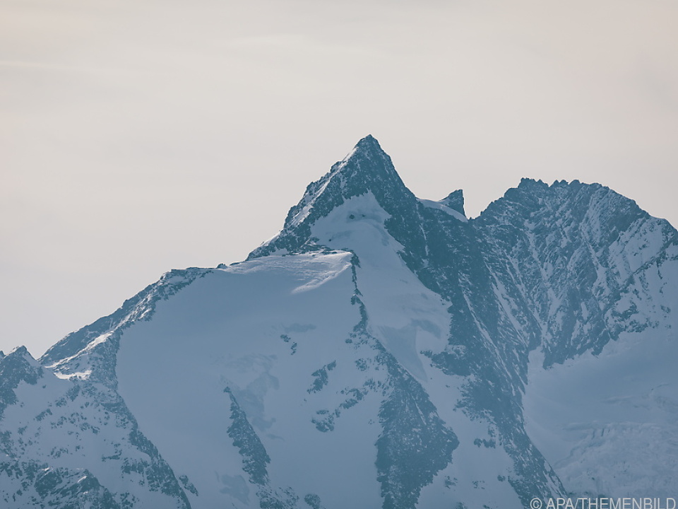 Der Großglockner, Österreichs höchster Berg 3.798 Meter über Adria