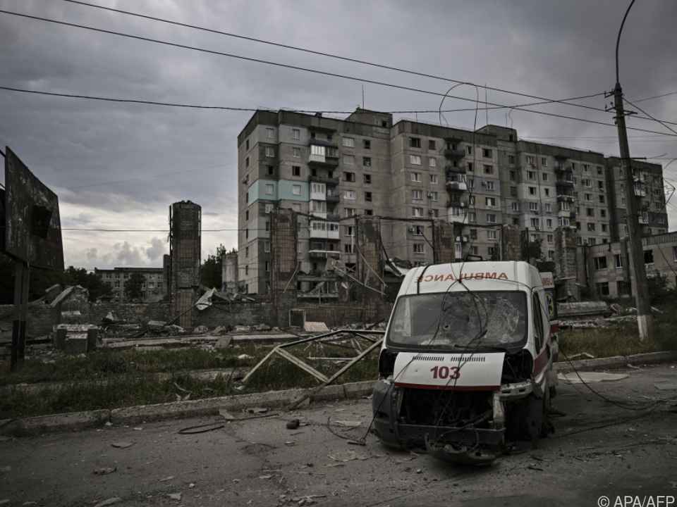 Schwere Schäden durch Angriffe im Osten der Ukraine