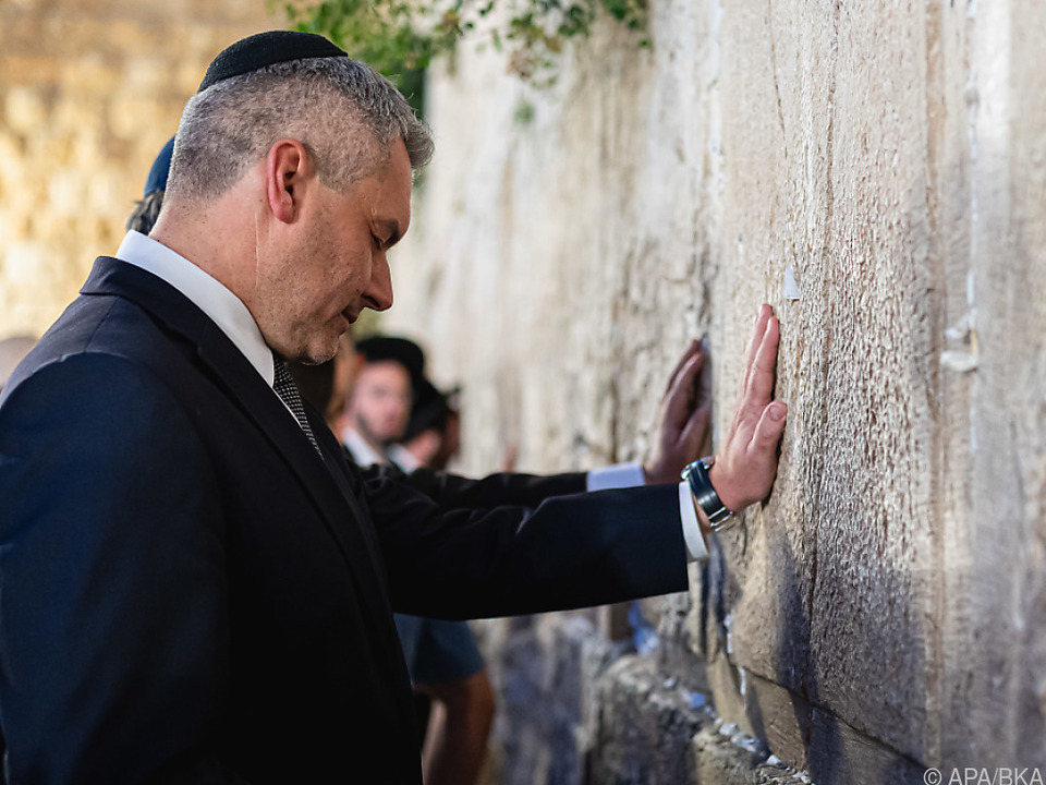 Bundeskanzler Nehammer an der Klagemauer in Jerusalem