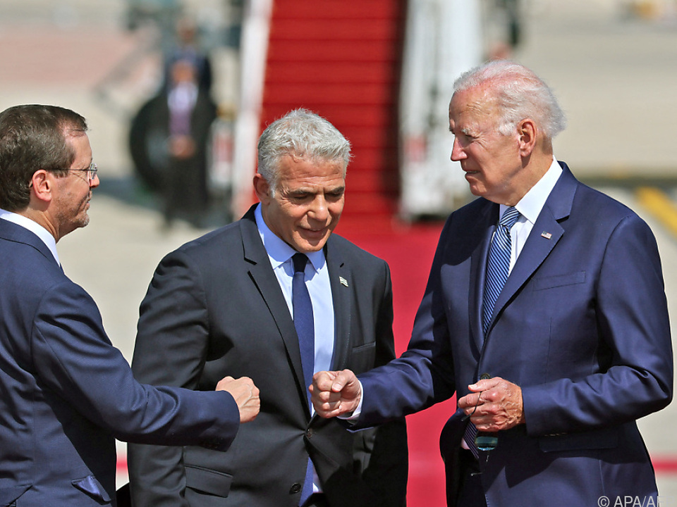 Joe Biden wurde von Israels Staatsspitze in Tel Aviv empfangen