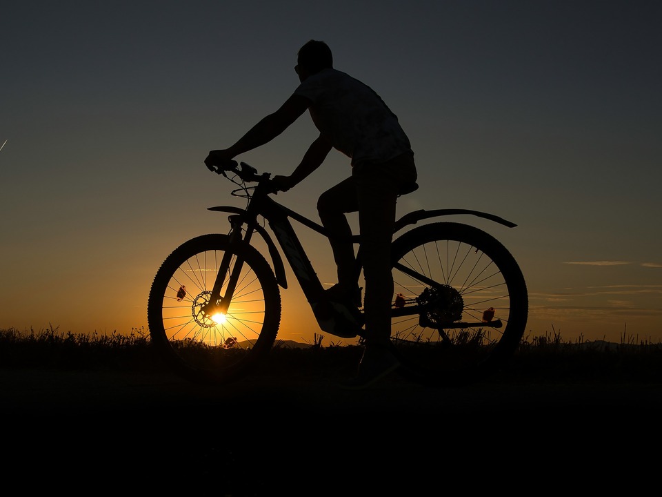 E-Bike Sonnenuntergang